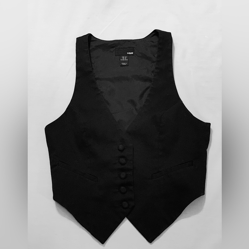 H&M Women’s Black Vest